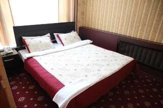 Отель Hotel Kazakhfilm Алматы Суперлюкс-4